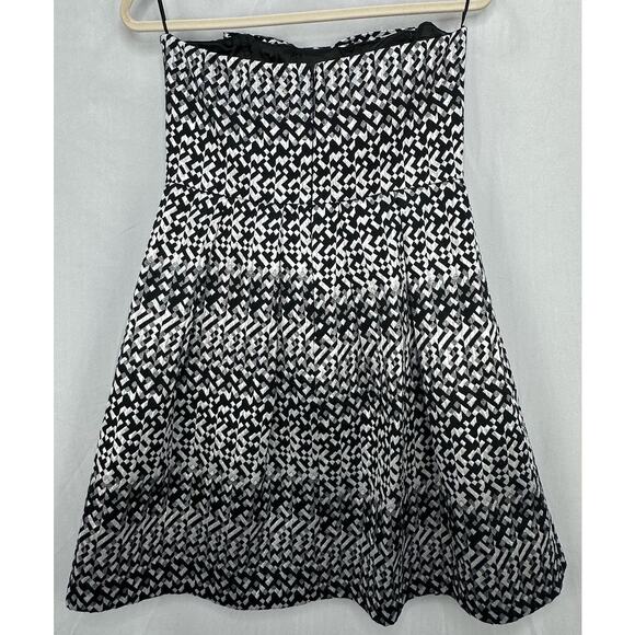 Eva Franco Fifi Strapless Mini Dress in Silverado Metallic Black Print Size 10 - Picture 6 of 9